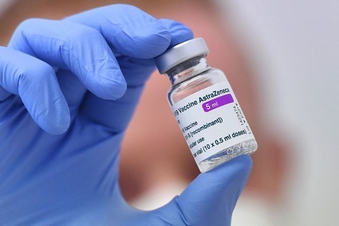 astrazeneca-vaccination-pass-sanitaire-europe-cambodge-actualité-francais-etranger-informations-news-business-center-cambodia-cendy-lacroix.png